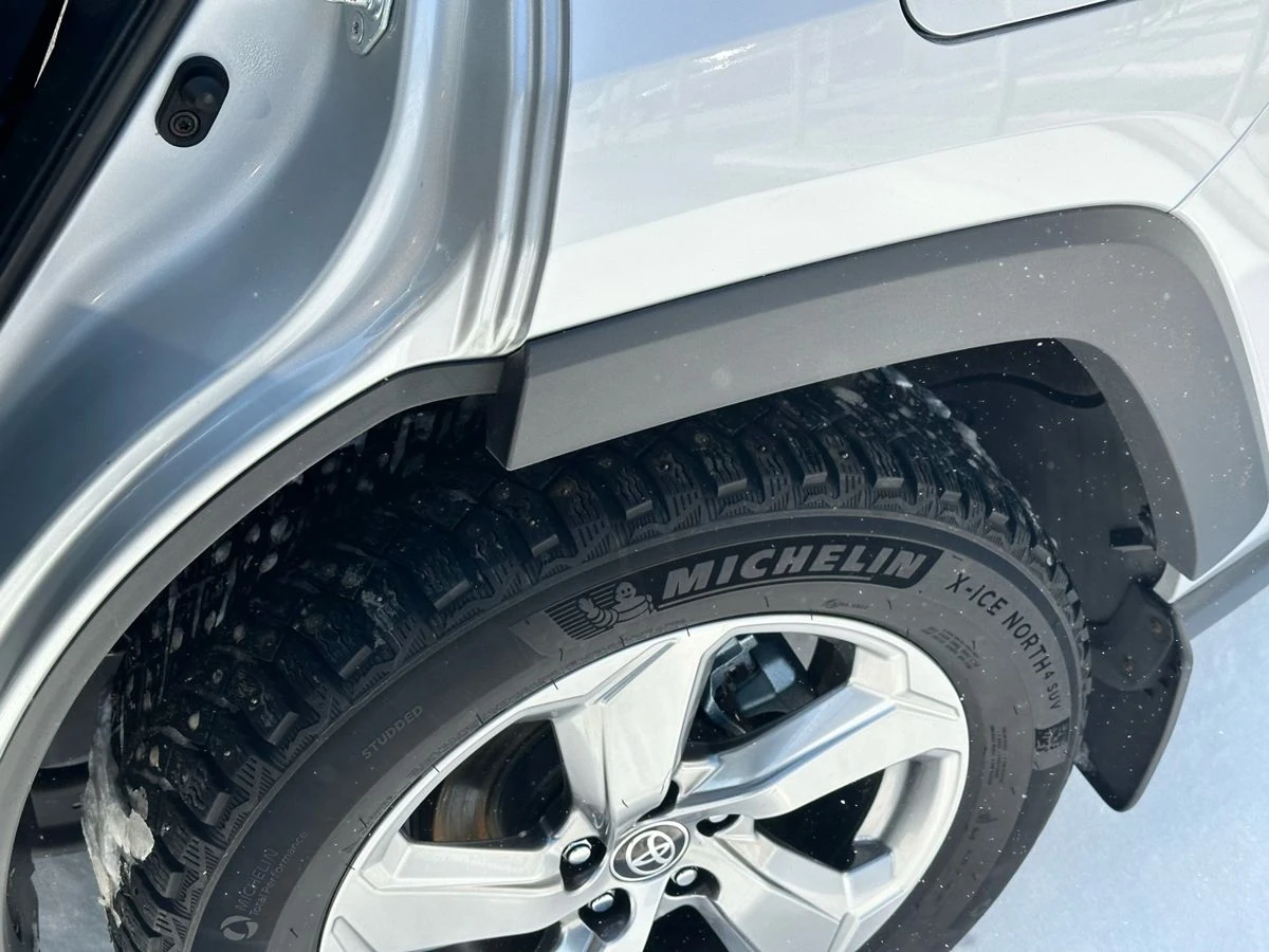 Toyota RAV4, 2021г, полный привод, вариатор