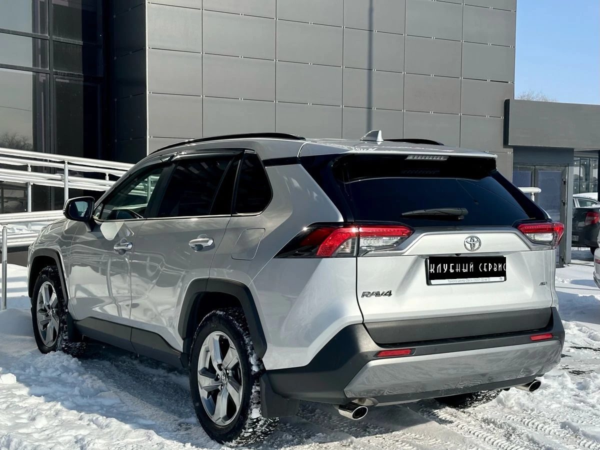 Toyota RAV4, 2021г, полный привод, вариатор