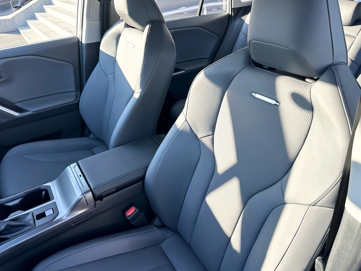 Toyota RAV4, 2026г, полный привод, вариатор