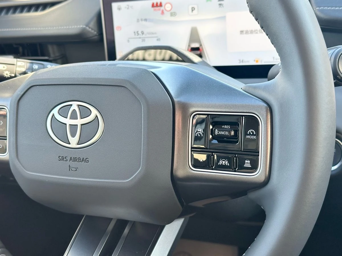 Toyota RAV4, 2026г, полный привод, вариатор