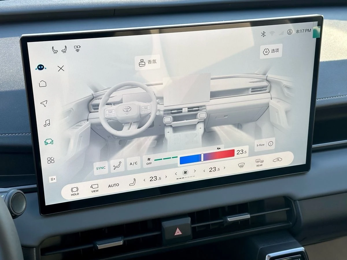 Toyota RAV4, 2026г, полный привод, вариатор