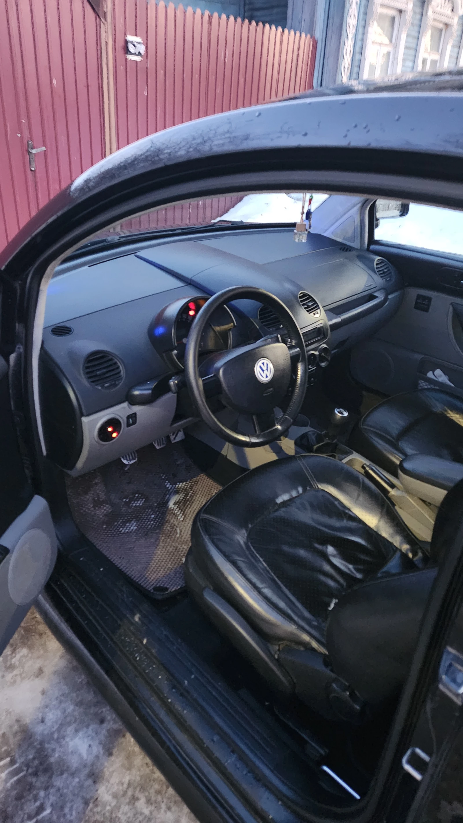 Volkswagen Beetle, 1999г, передний привод, механика