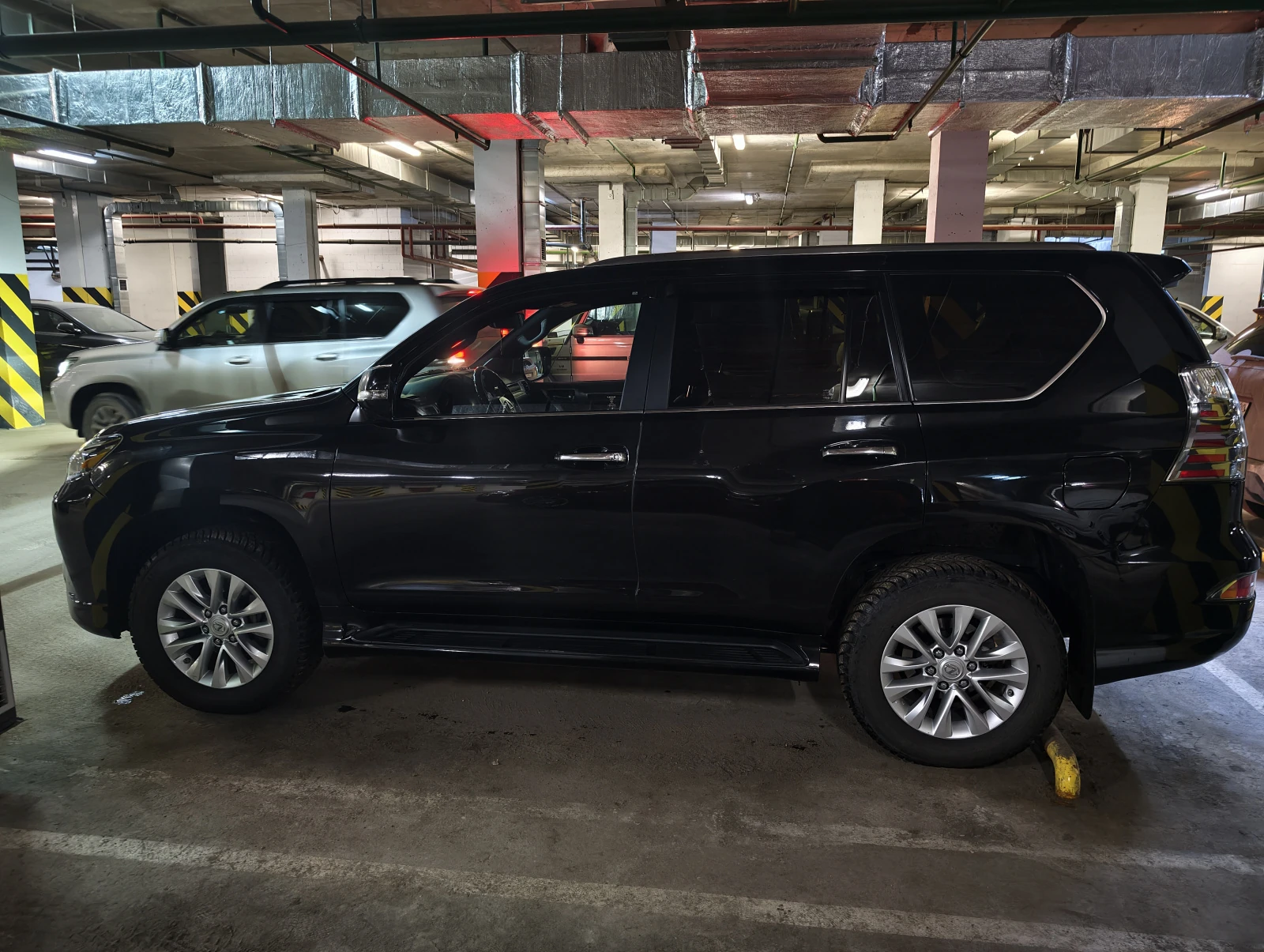 Lexus GX, 2021г, полный привод, автомат