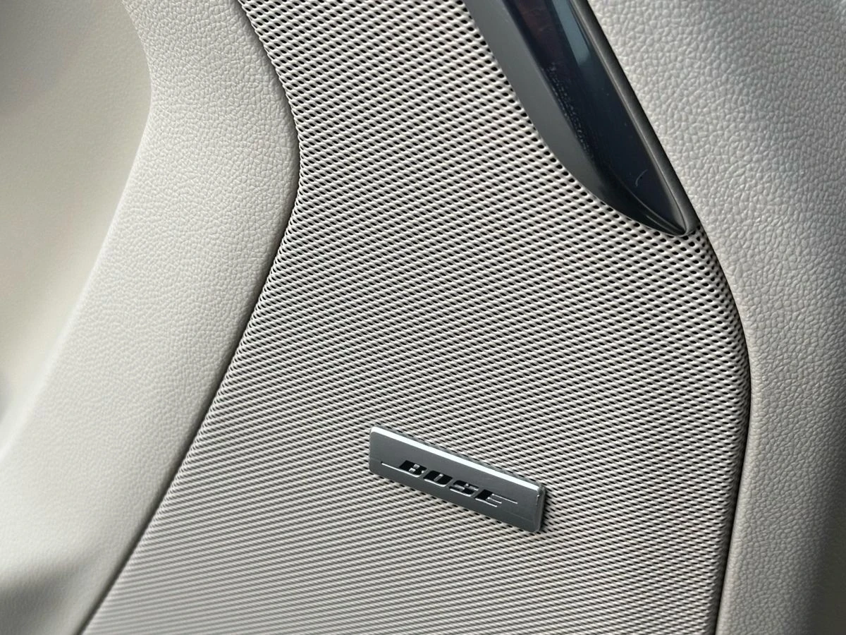 GMC Yukon, 2022г, полный привод, автомат