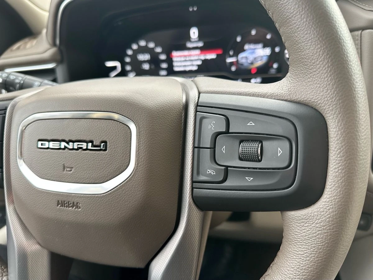 GMC Yukon, 2022г, полный привод, автомат