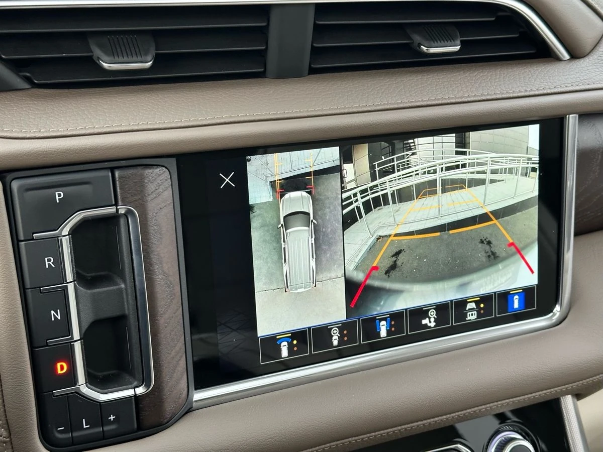 GMC Yukon, 2022г, полный привод, автомат