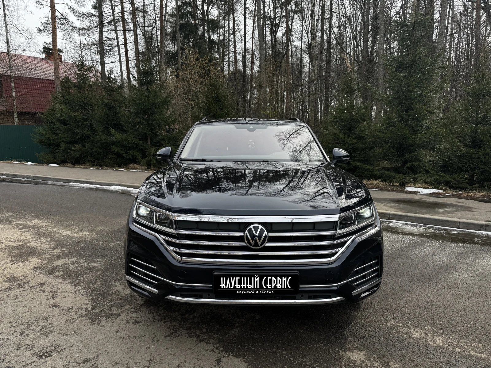 Volkswagen Touareg, 2021г, полный привод, автомат