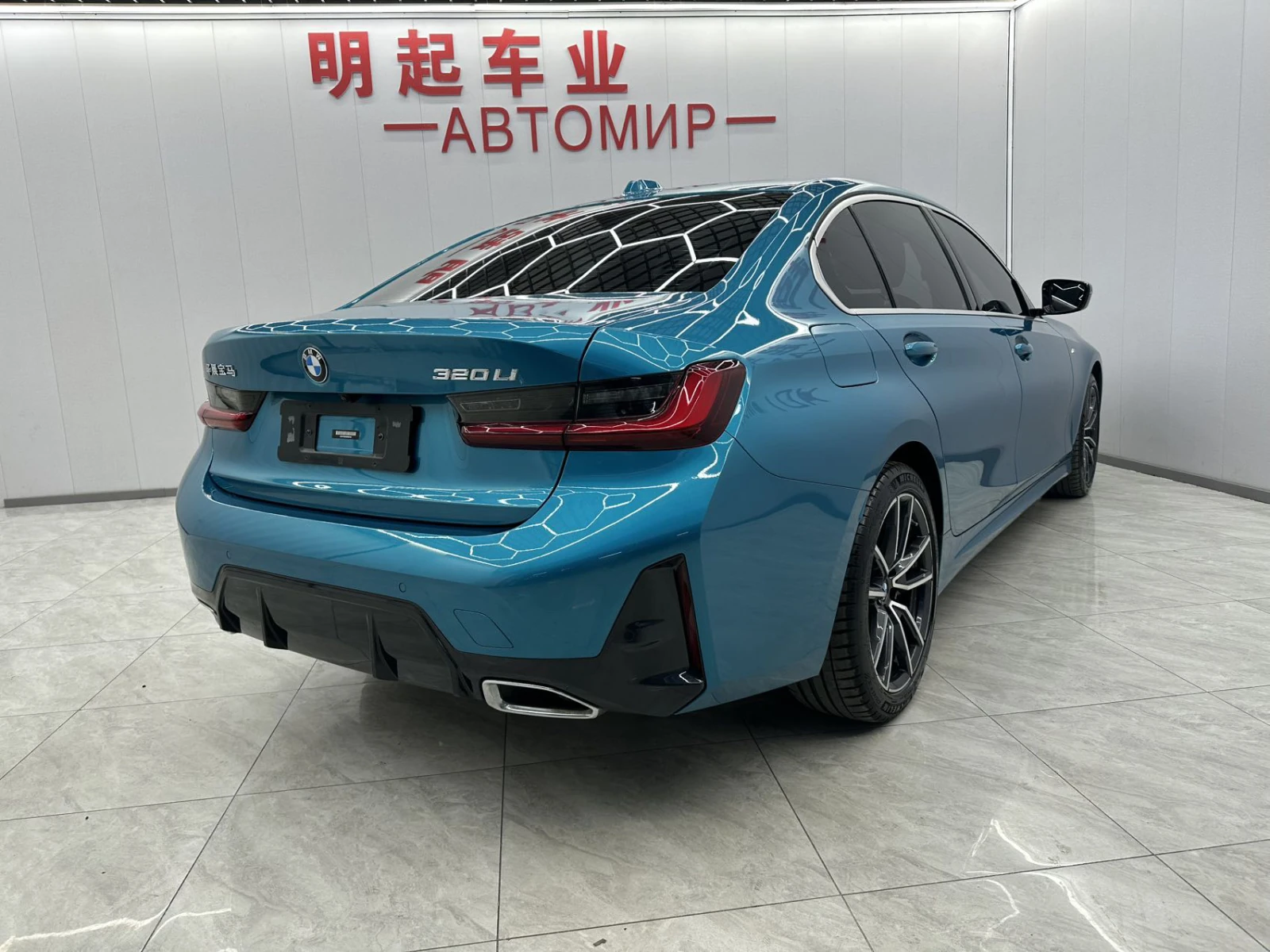 BMW 3 серии, 2022г, задний привод, автомат