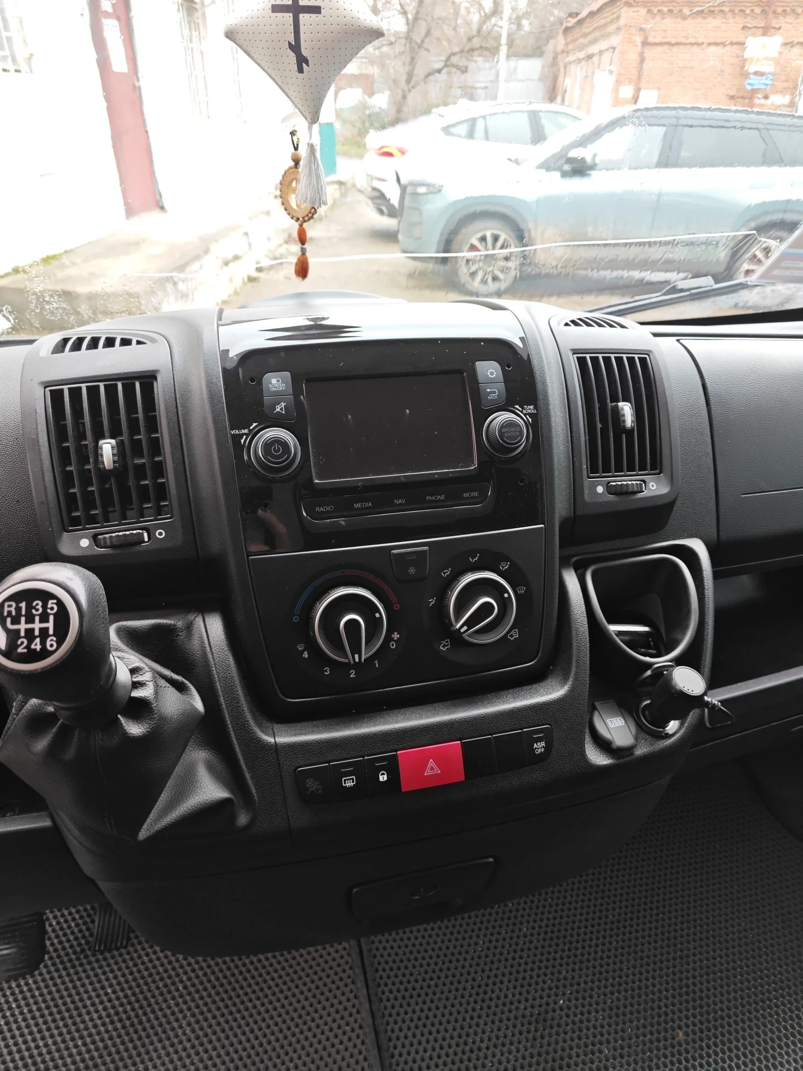 Citroen Jumper, 2022г, Передний привод, Механическая