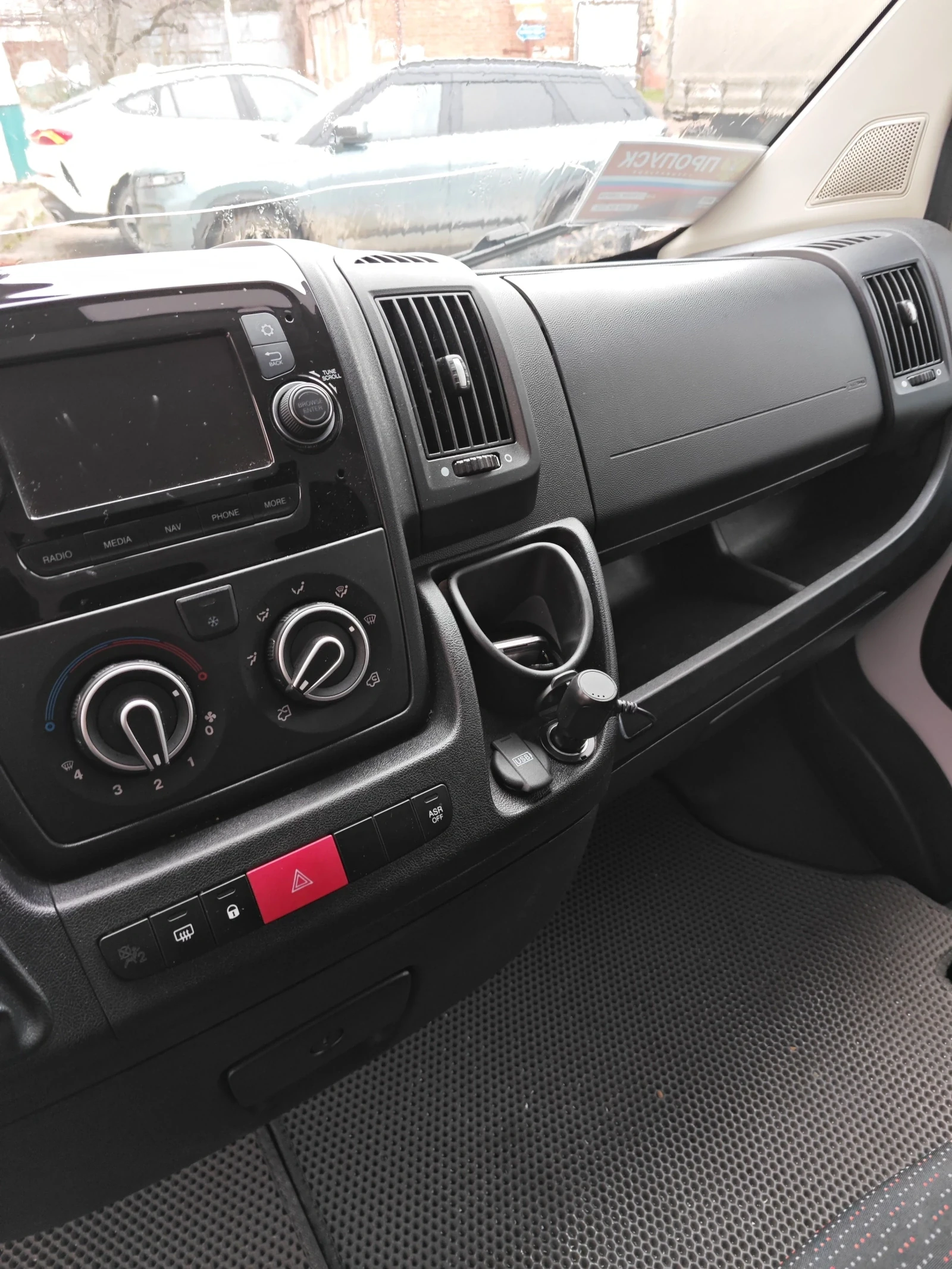 Citroen Jumper, 2022г, Передний привод, Механическая