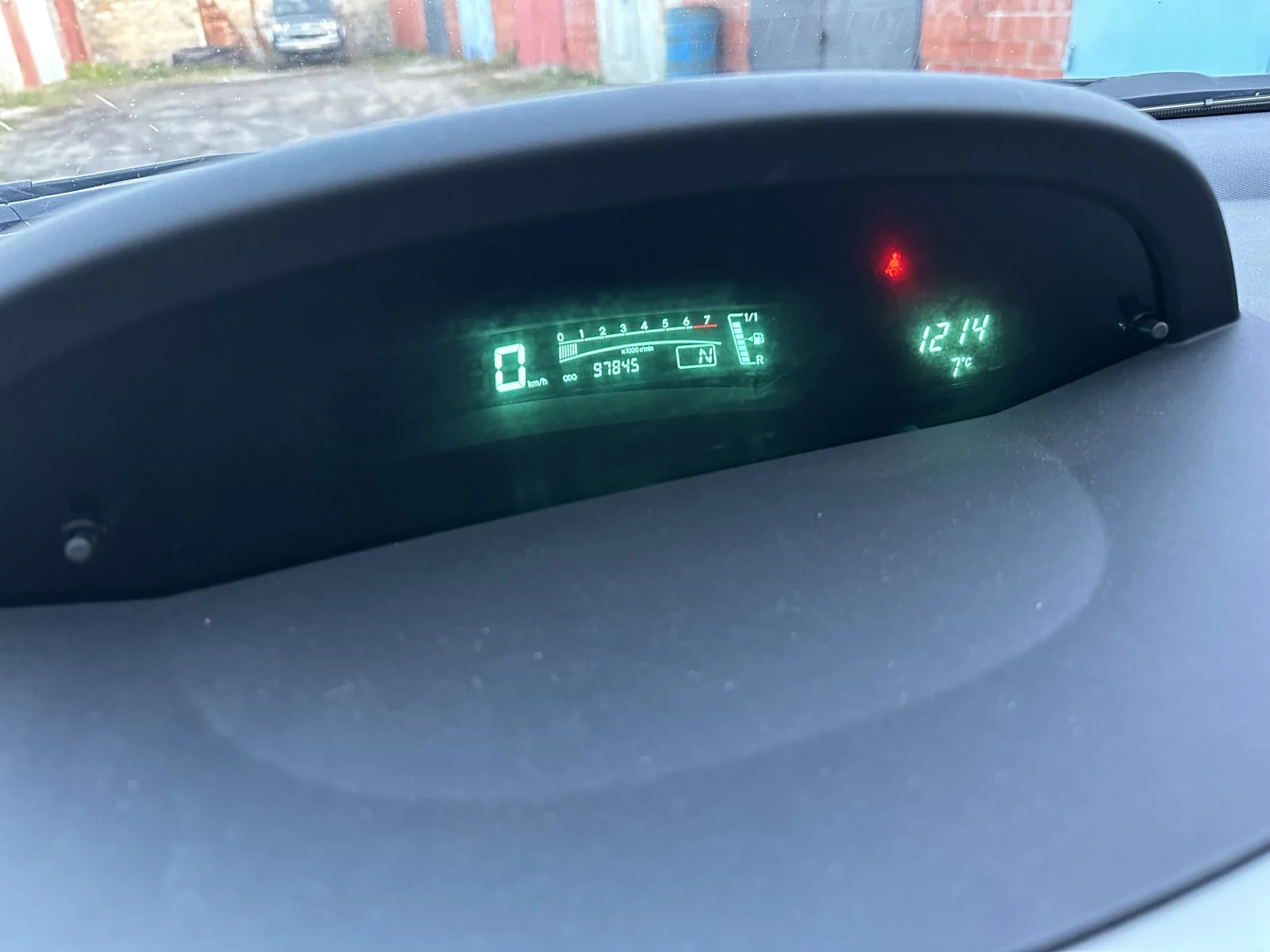 Toyota Yaris, 2008г, передний привод, робот