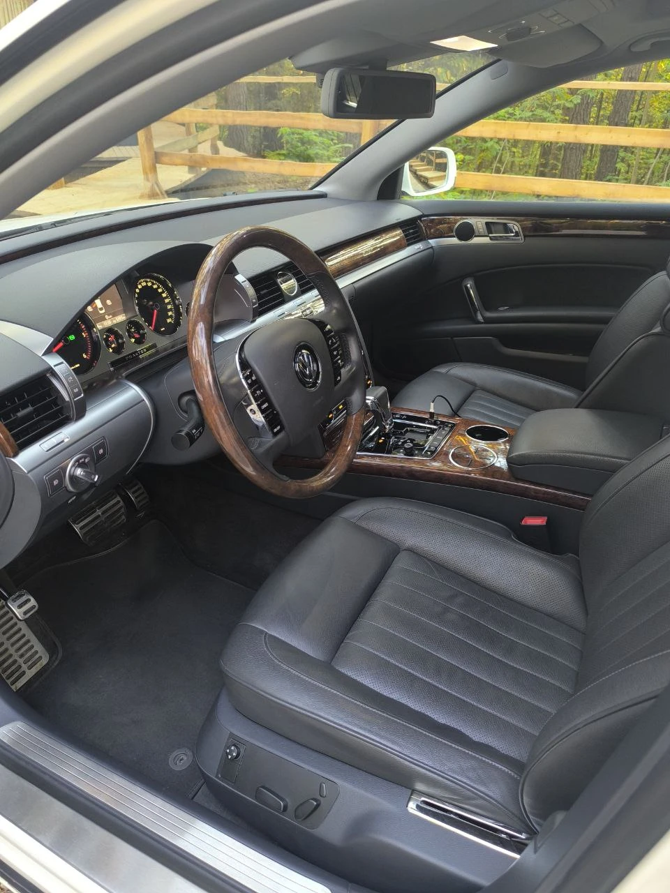 Volkswagen Phaeton, 2014г, полный привод, автомат