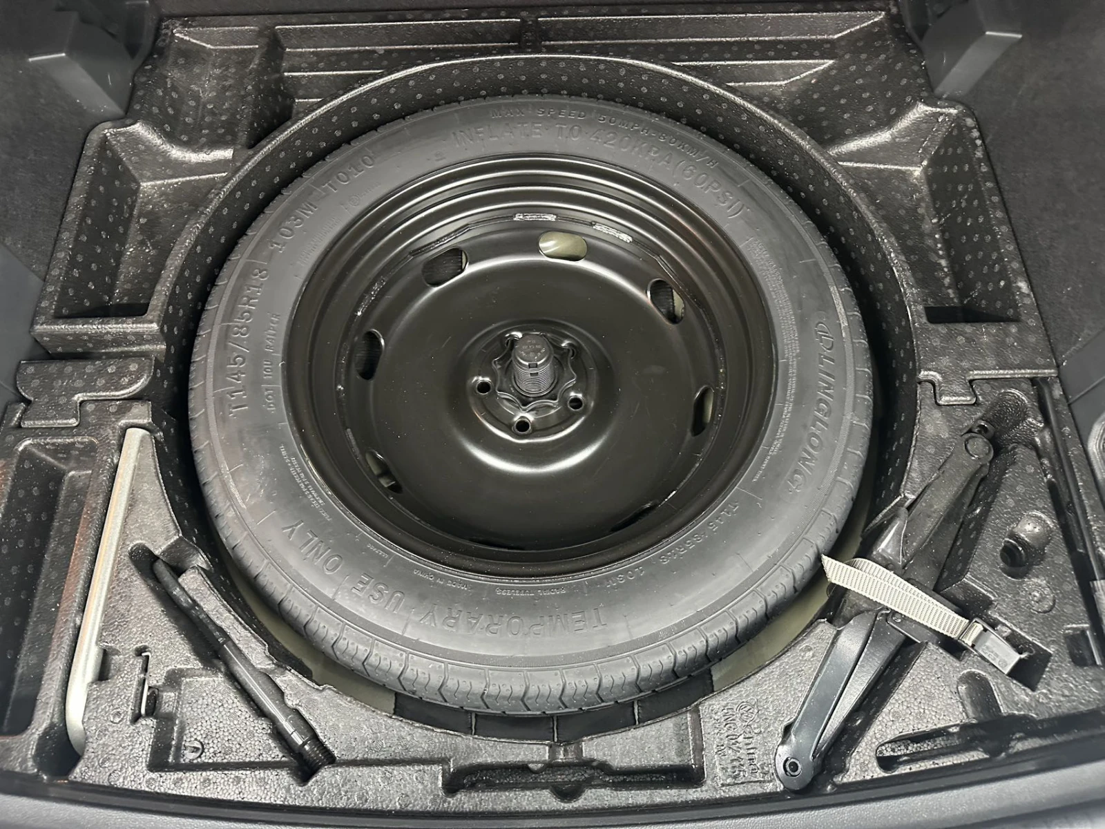 Volkswagen Tiguan, 2022г, передний привод, робот