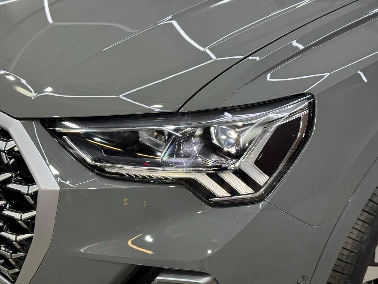 Audi Q3, 2025г, передний привод, робот