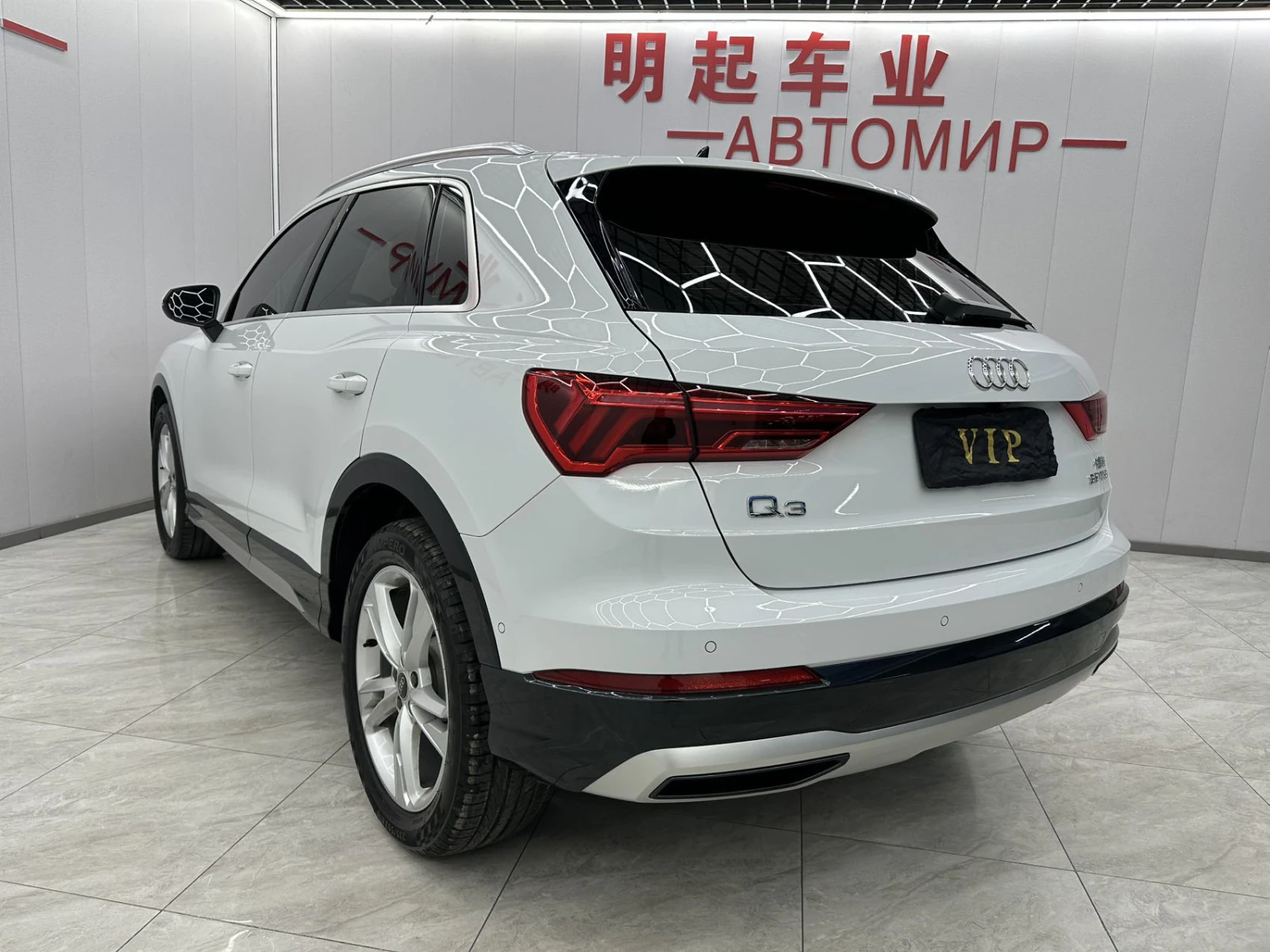 Audi Q3, 2021г, передний привод, робот