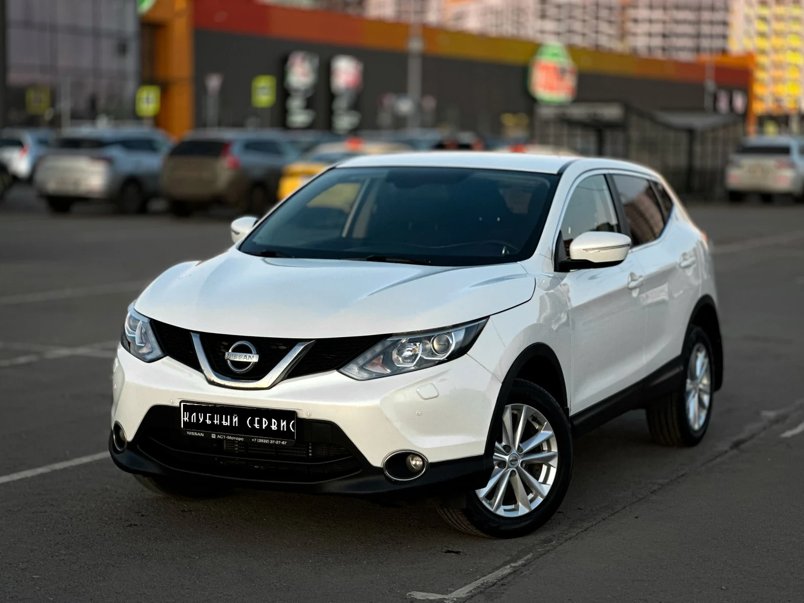 Nissan Qashqai, 2014г, передний привод, вариатор