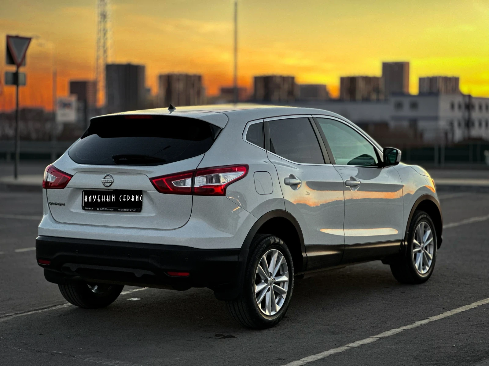 Nissan Qashqai, 2014г, передний привод, вариатор