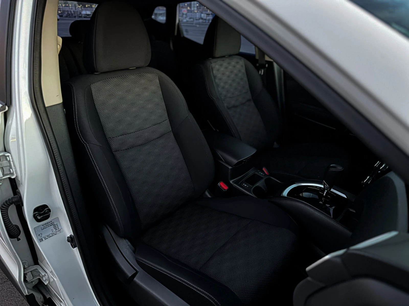 Nissan Qashqai, 2014г, передний привод, вариатор