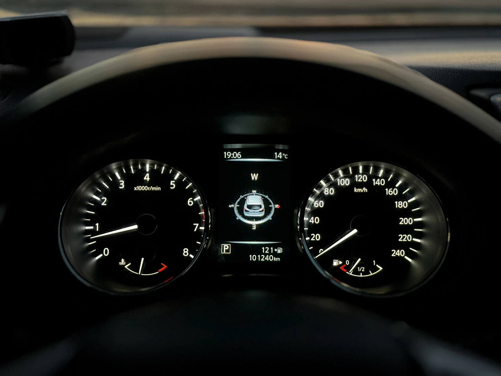 Nissan Qashqai, 2014г, передний привод, вариатор