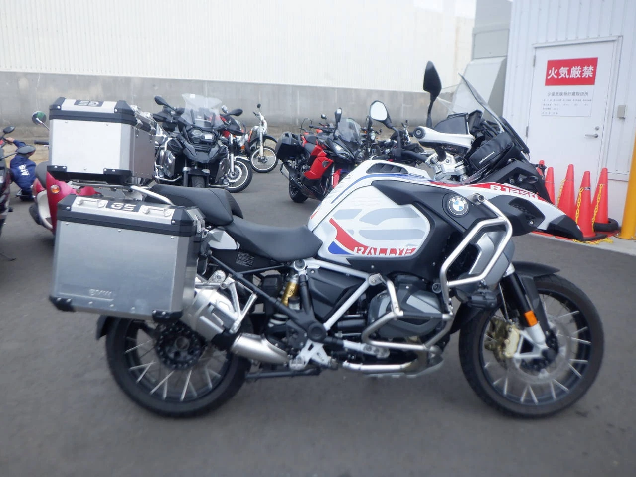 BMW R 1250 GS Adventure, 2022г, Кардан привод, 6 передач