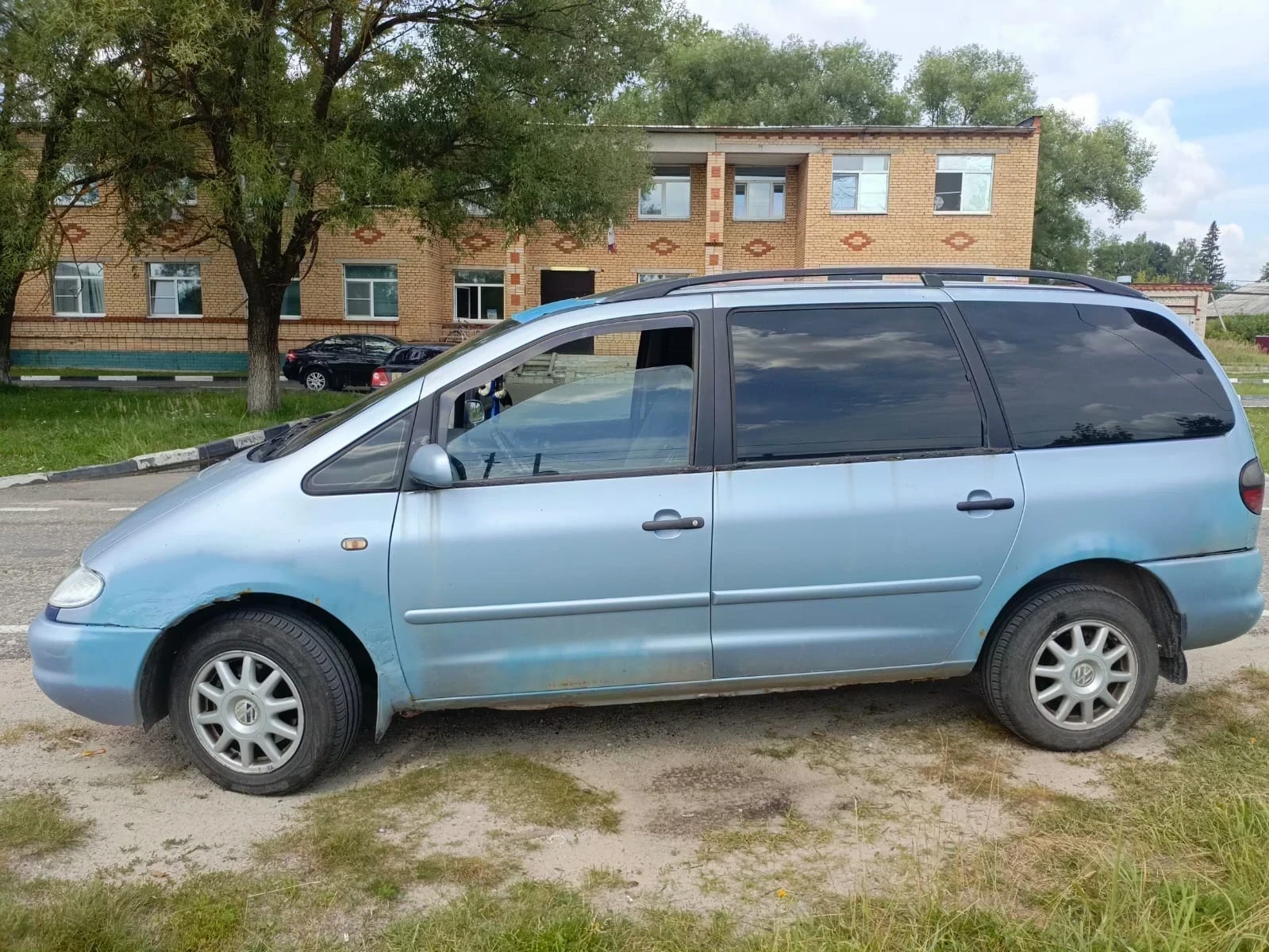 Volkswagen Sharan, 1999г, передний привод, механика