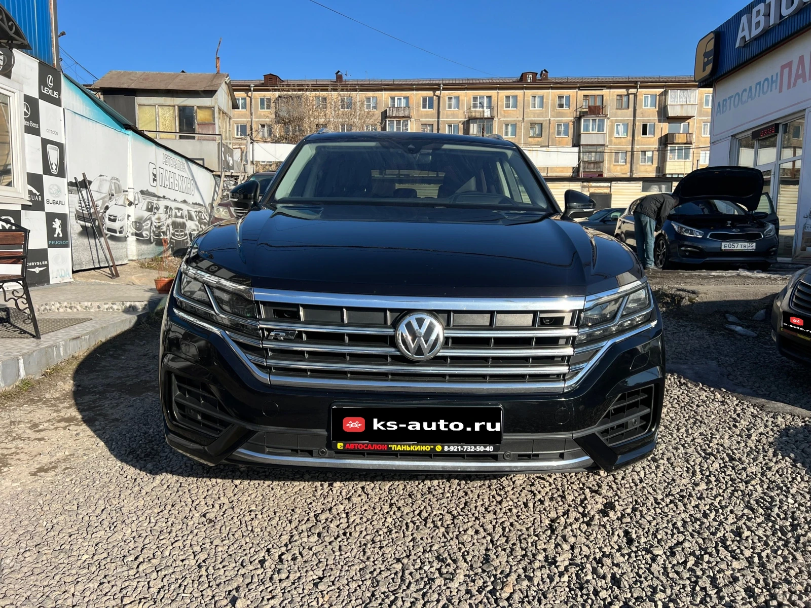 Volkswagen Touareg, 2018г, полный привод, автомат