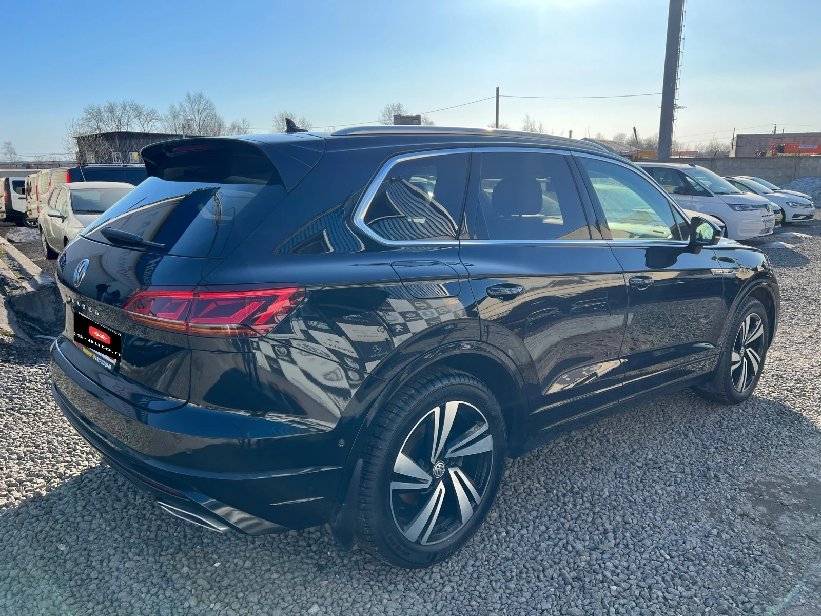 Volkswagen Touareg, 2018г, полный привод, автомат