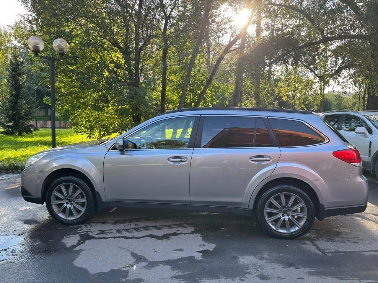 Subaru Outback, 2011г, полный привод, автомат