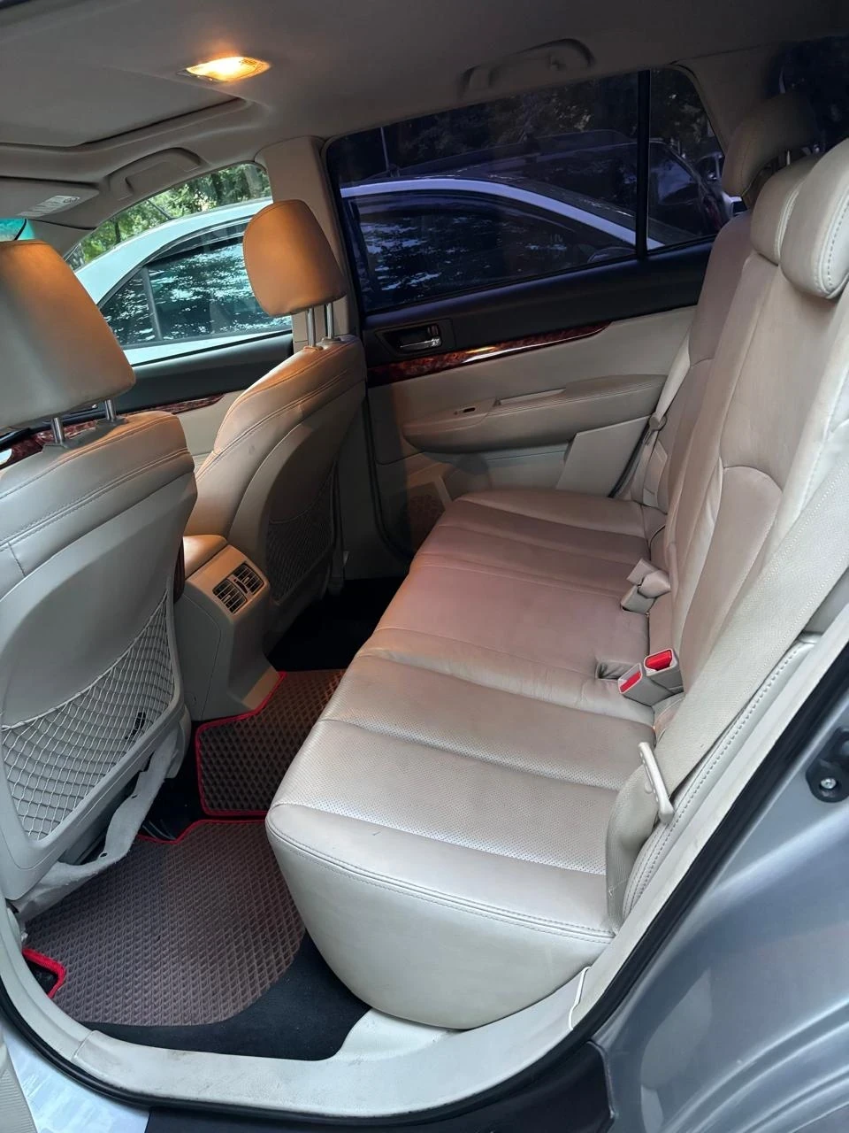 Subaru Outback, 2011г, полный привод, автомат