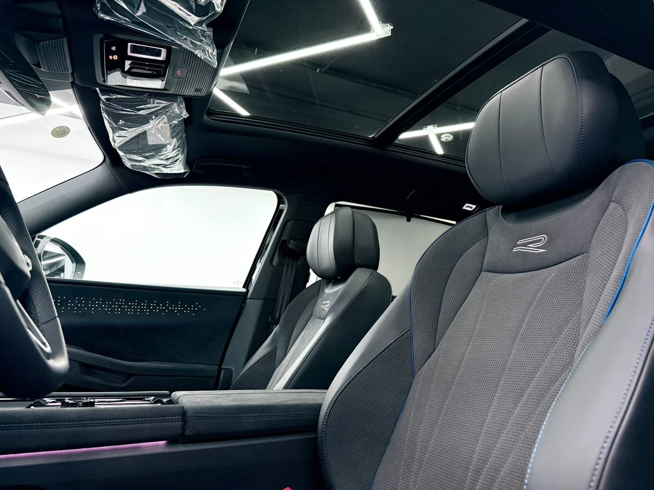 Volkswagen Teramont, 2026г, полный привод, робот