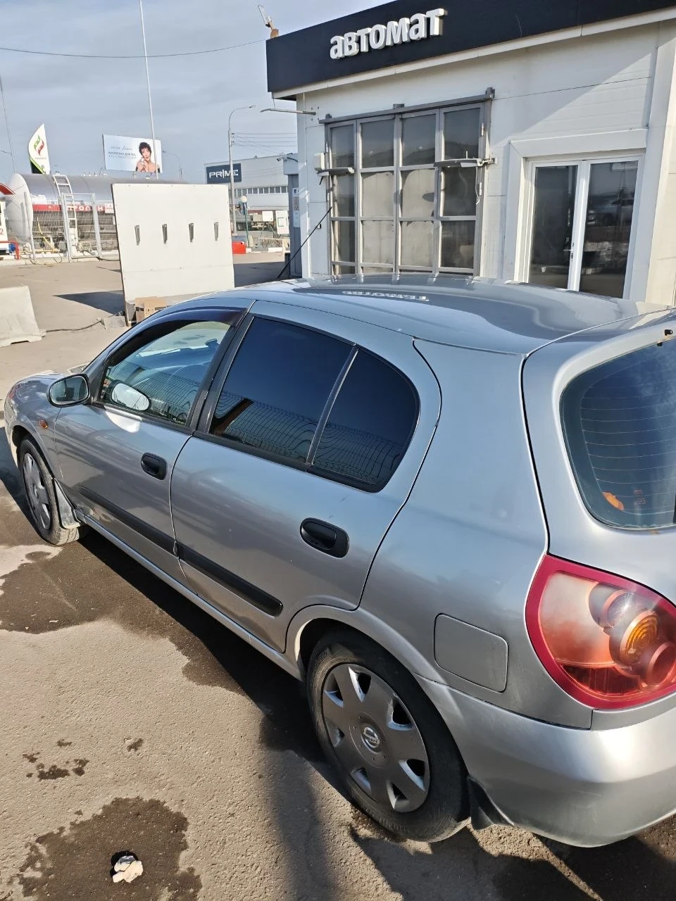 Nissan Almera, 2004г, передний привод, автомат