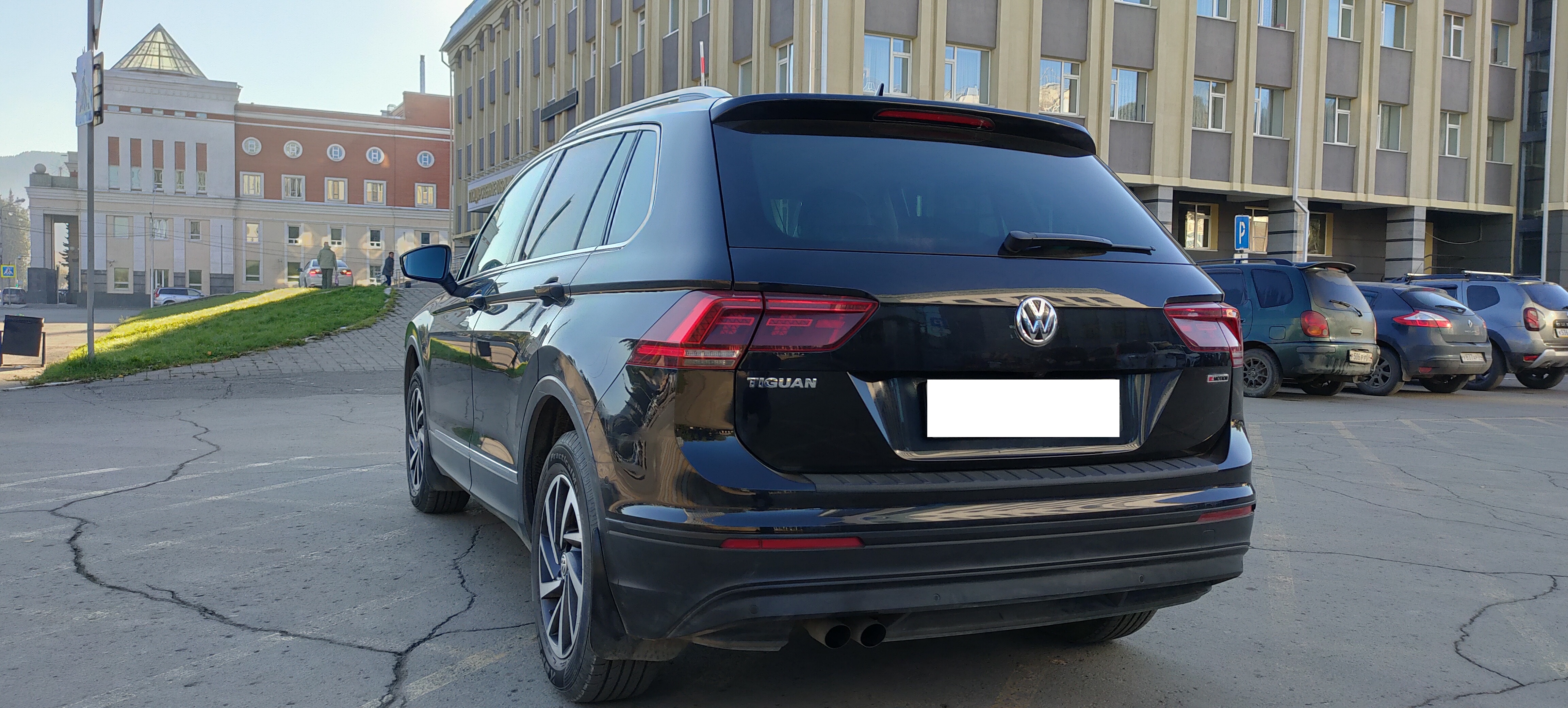 Volkswagen Tiguan, 2018г, полный привод, робот