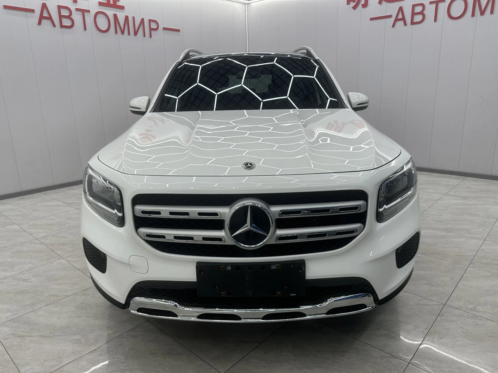Mercedes-Benz GLB, 2021г., передний привод, робот