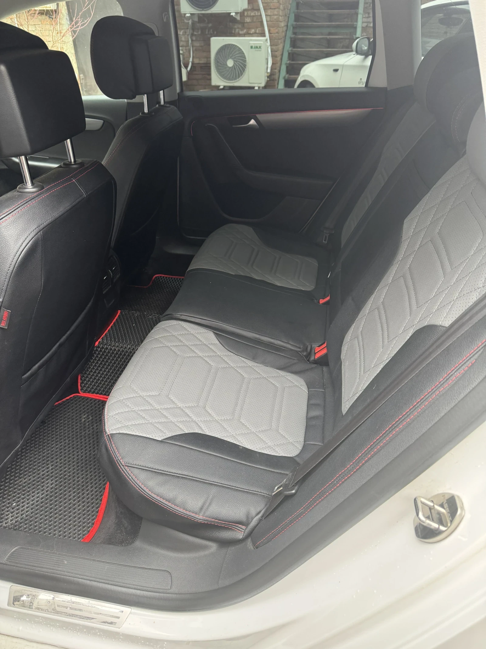 Volkswagen Passat, 2011г, передний привод, робот