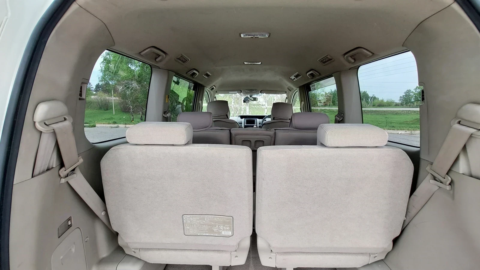 Toyota Noah, 2009г, передний привод, вариатор