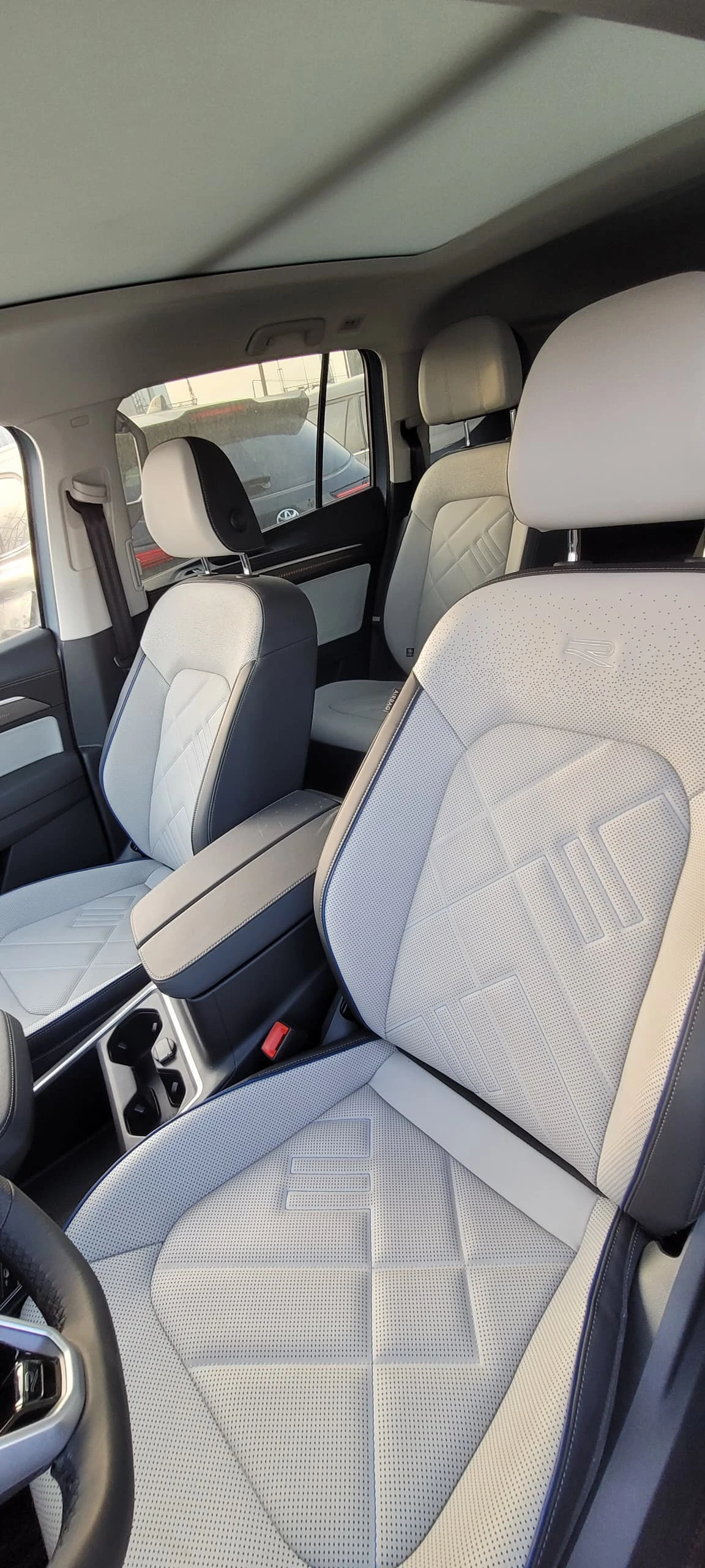 Volkswagen Talagon, 2025г, полный привод, робот