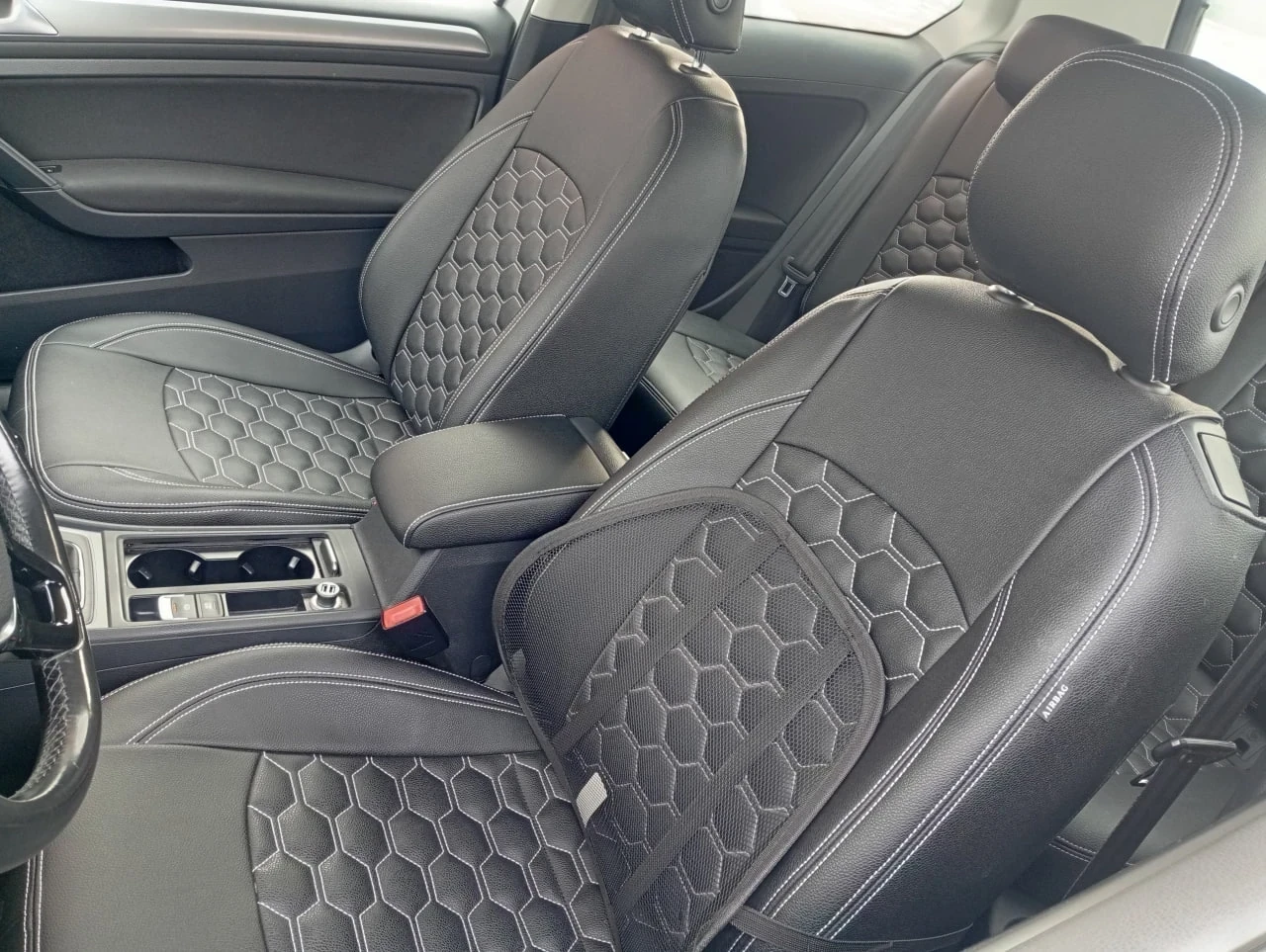 Volkswagen Golf, 2013г, передний привод, механика