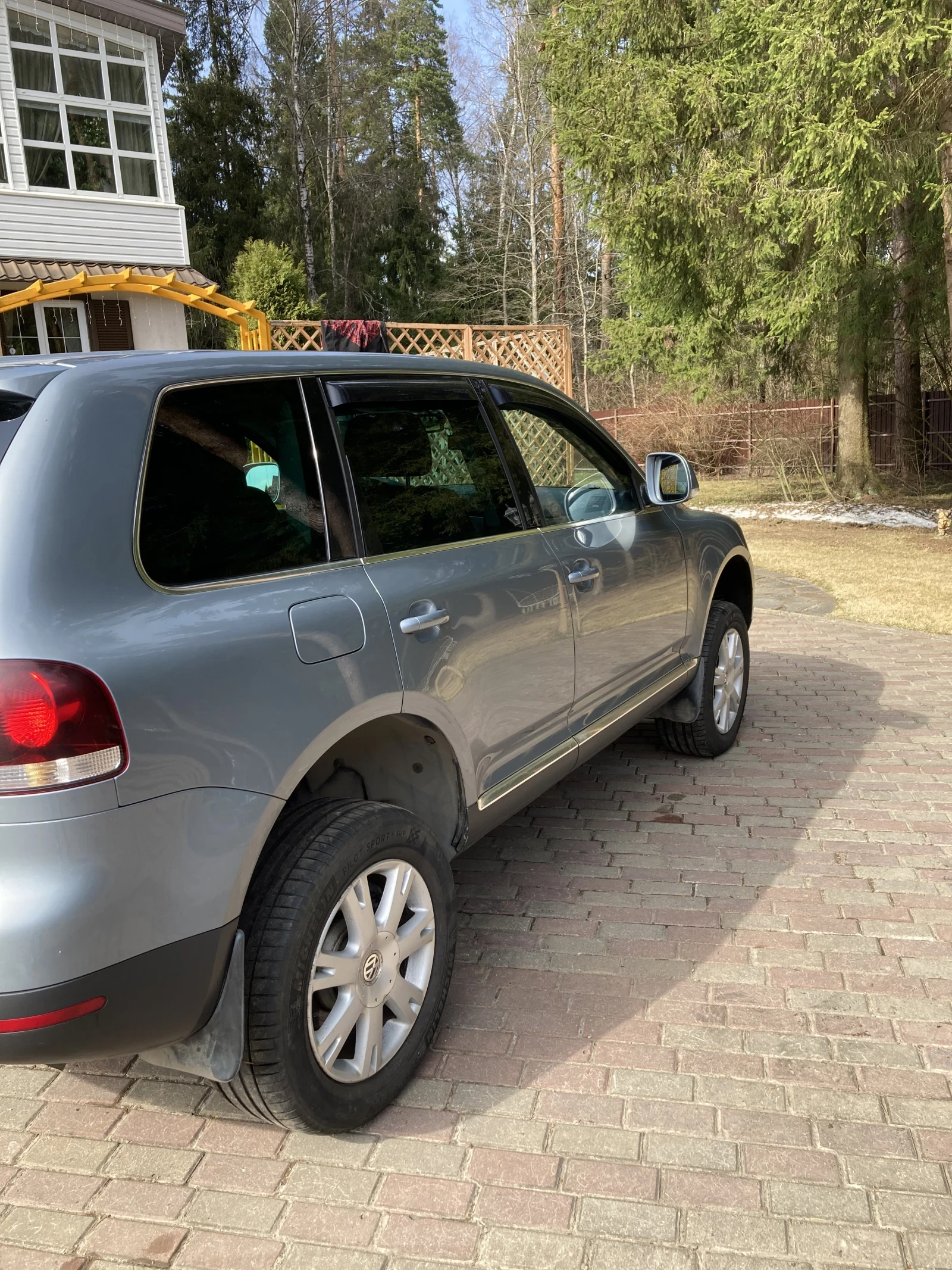 Volkswagen Touareg, 2008г, полный привод, механика