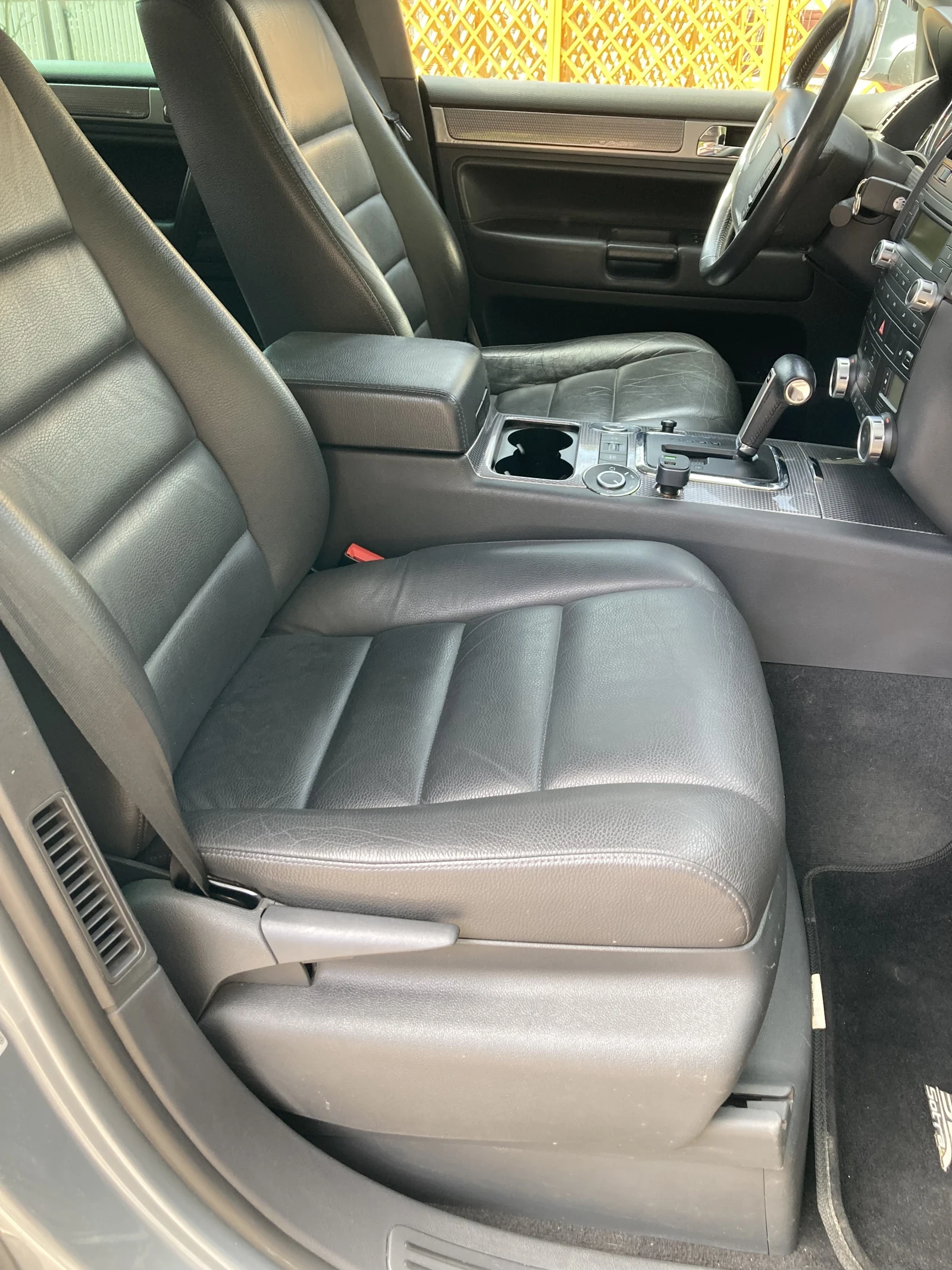 Volkswagen Touareg, 2008г, полный привод, механика
