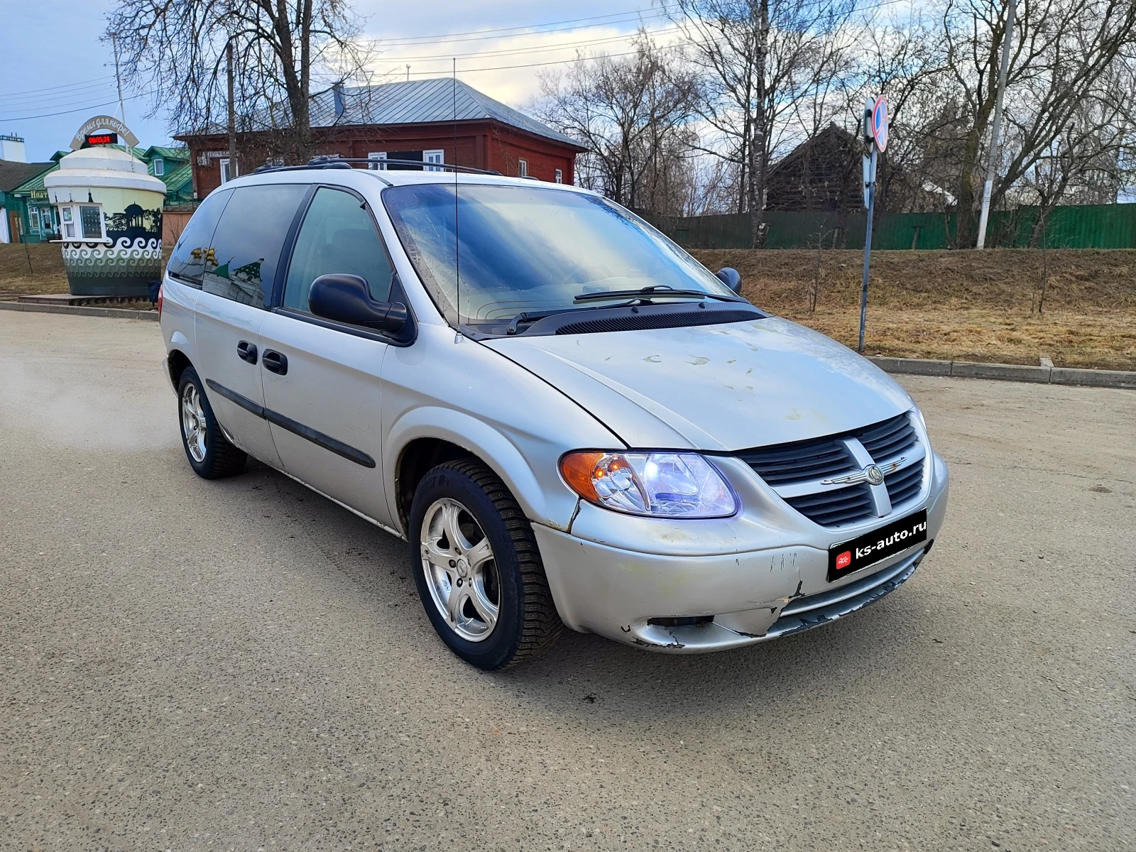 Chrysler Voyager, 2001г, передний привод, автомат