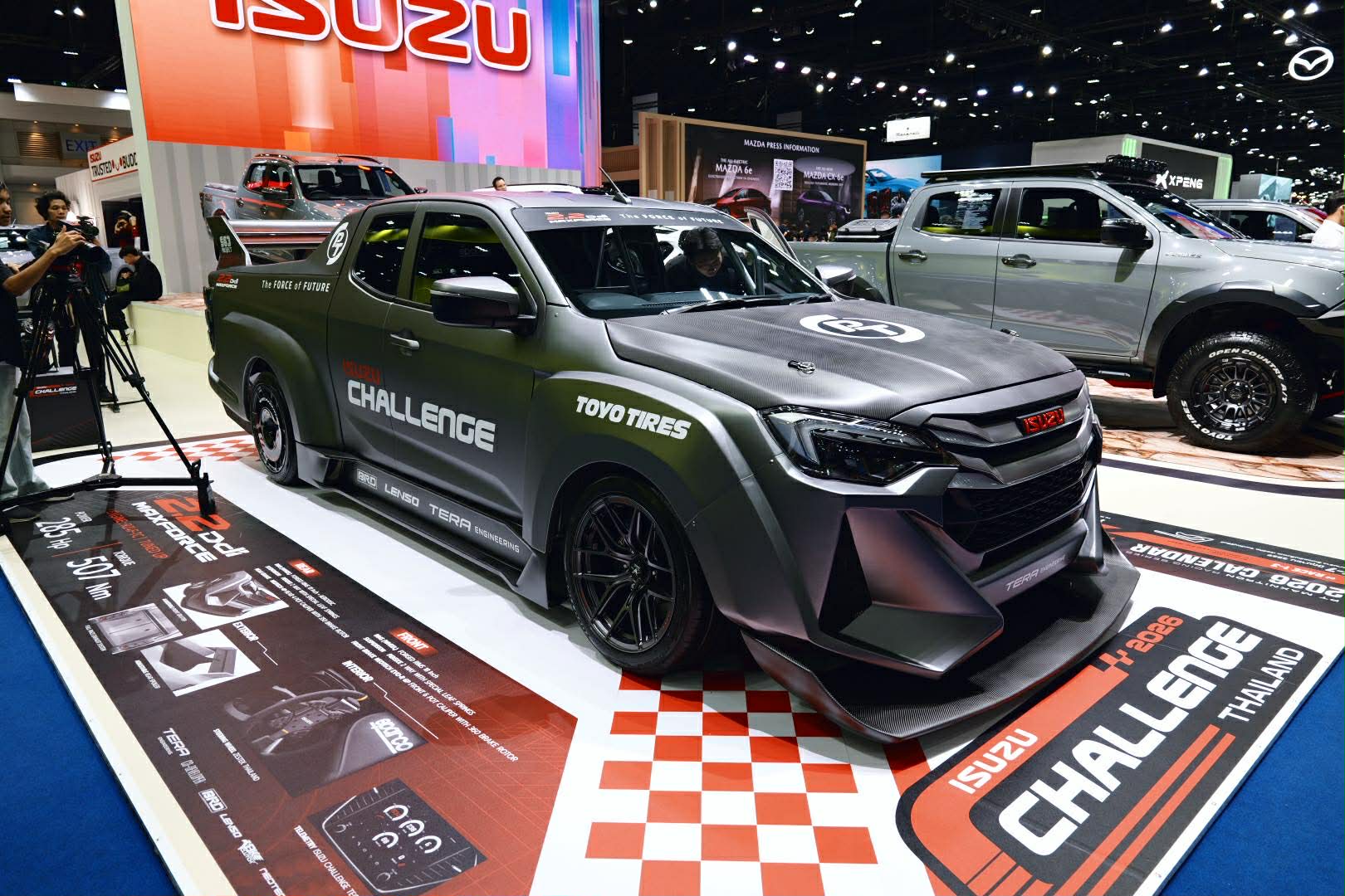 Isuzu создала экстремальную гоночную версию пикапа D-Max.