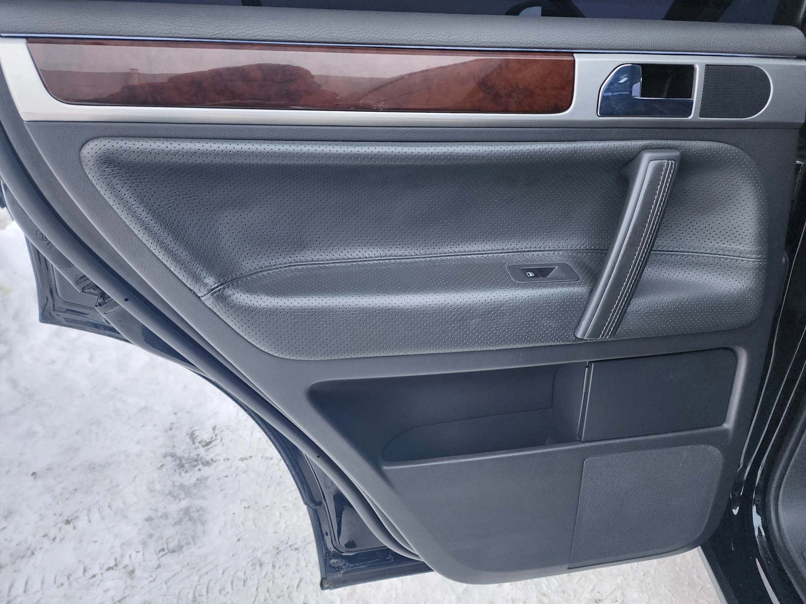 Volkswagen Touareg, 2007г, полный привод, автомат