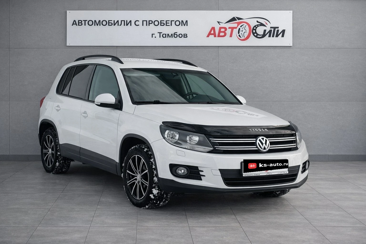 Volkswagen Tiguan, 2014г, передний привод, робот