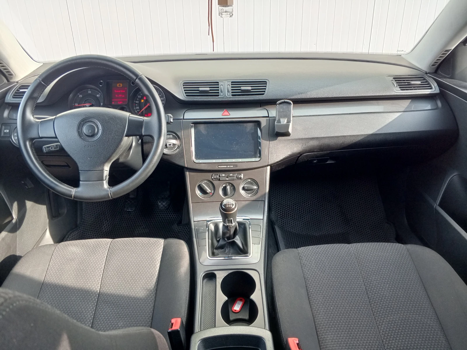 Volkswagen Passat, 2006г, передний привод, механика