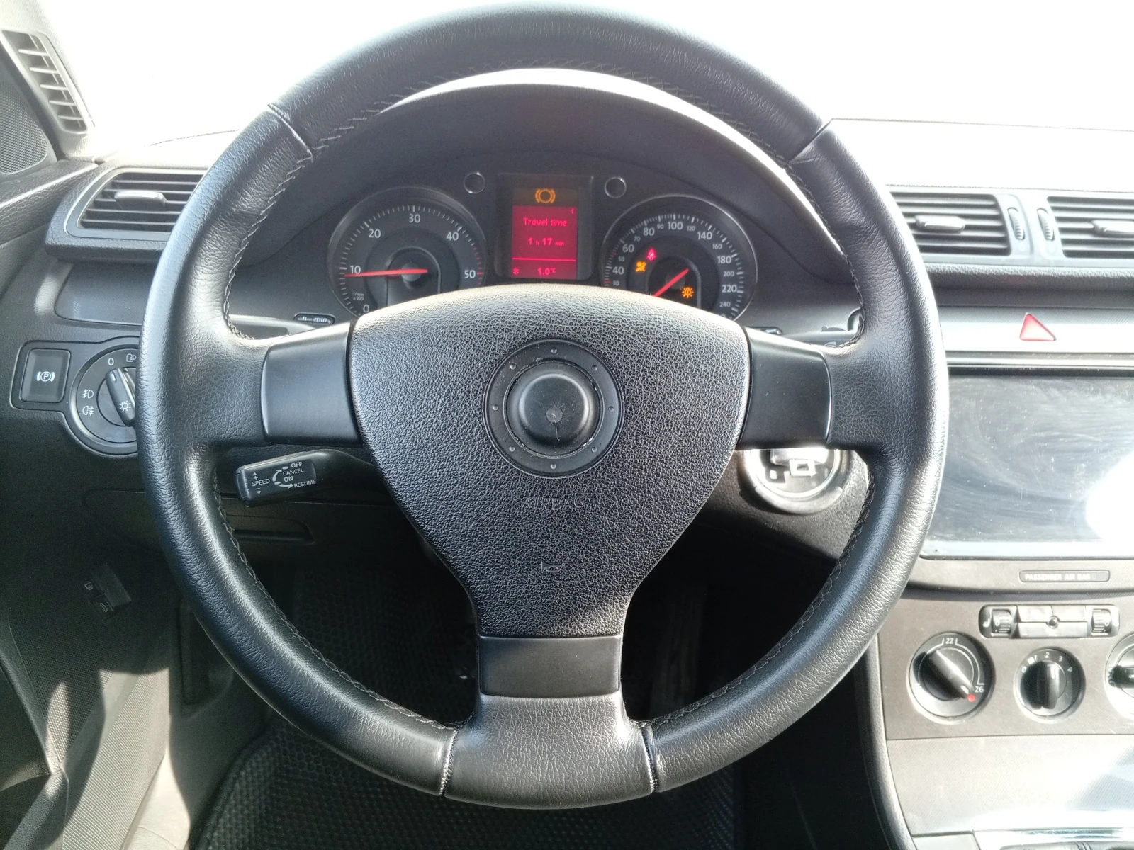 Volkswagen Passat, 2006г, передний привод, механика