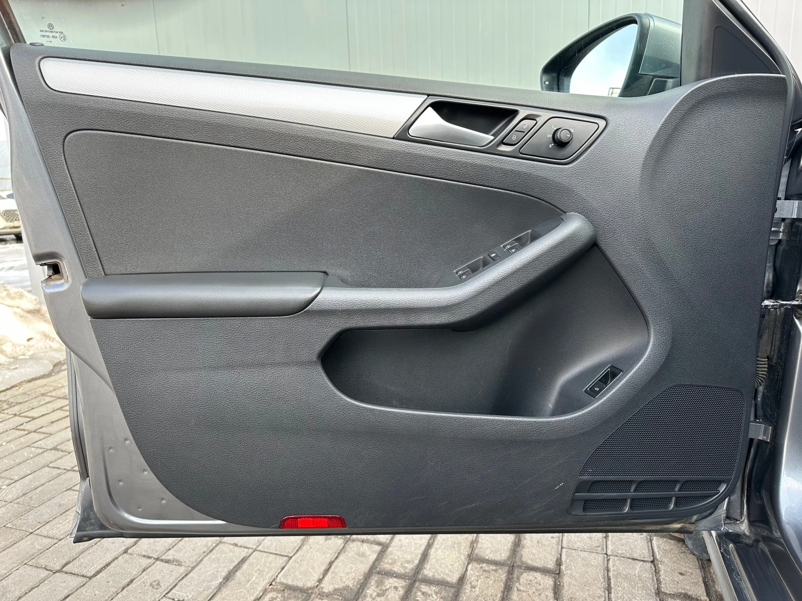 Volkswagen Jetta, 2014г, передний привод, механика