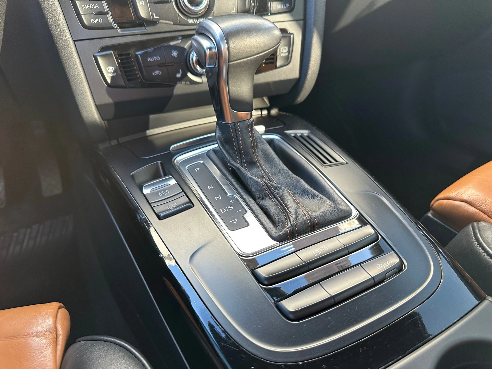 Audi A4, 2013г, полный привод, робот