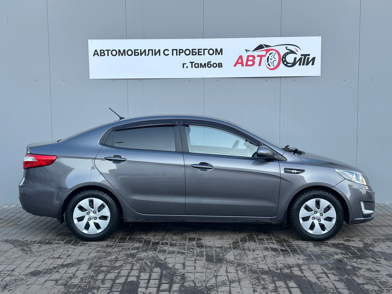 Kia Rio, 2013г, передний привод, автомат
