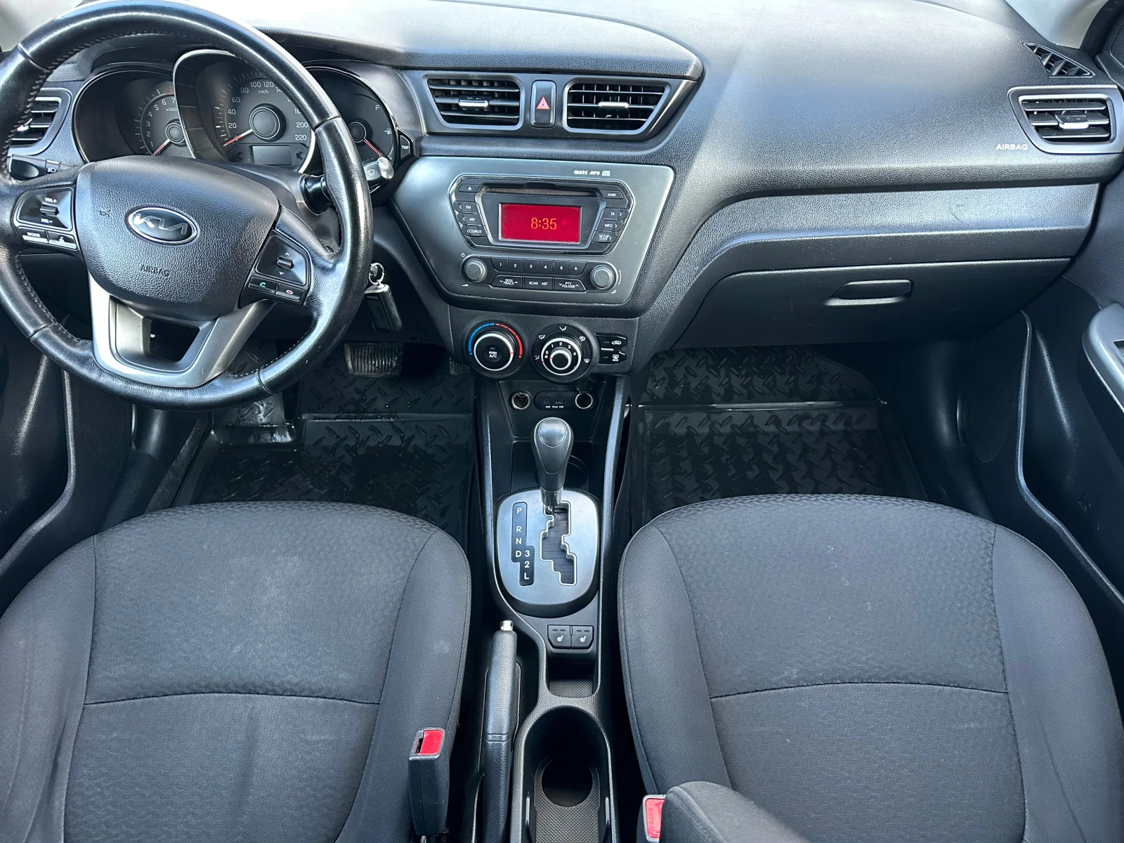 Kia Rio, 2013г, передний привод, автомат