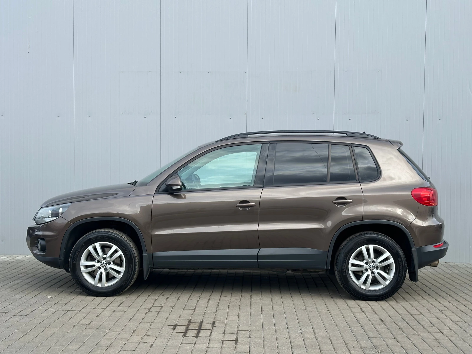 Volkswagen Tiguan, 2015г, полный привод, автомат